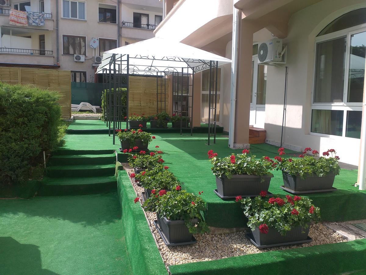 Aparthotel Lucky Family Ravda Exterior photo