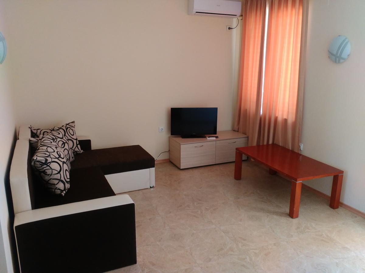 Aparthotel Lucky Family Ravda Exterior photo