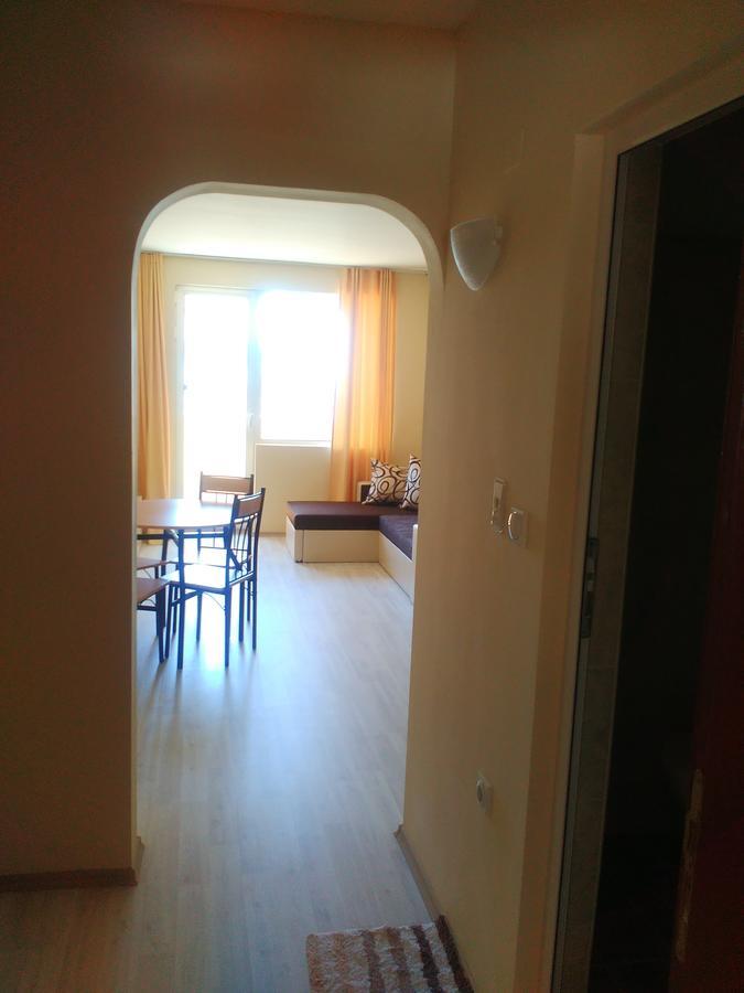 Aparthotel Lucky Family Ravda Exterior photo
