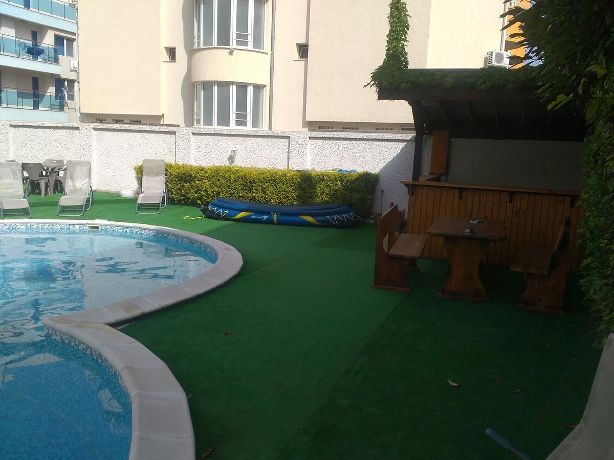 Aparthotel Lucky Family Ravda Exterior photo
