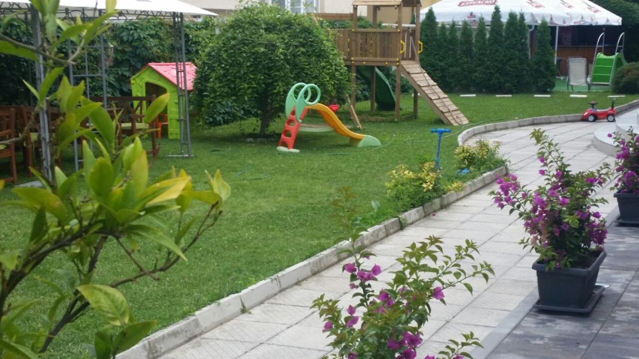 Aparthotel Lucky Family Ravda Exterior photo