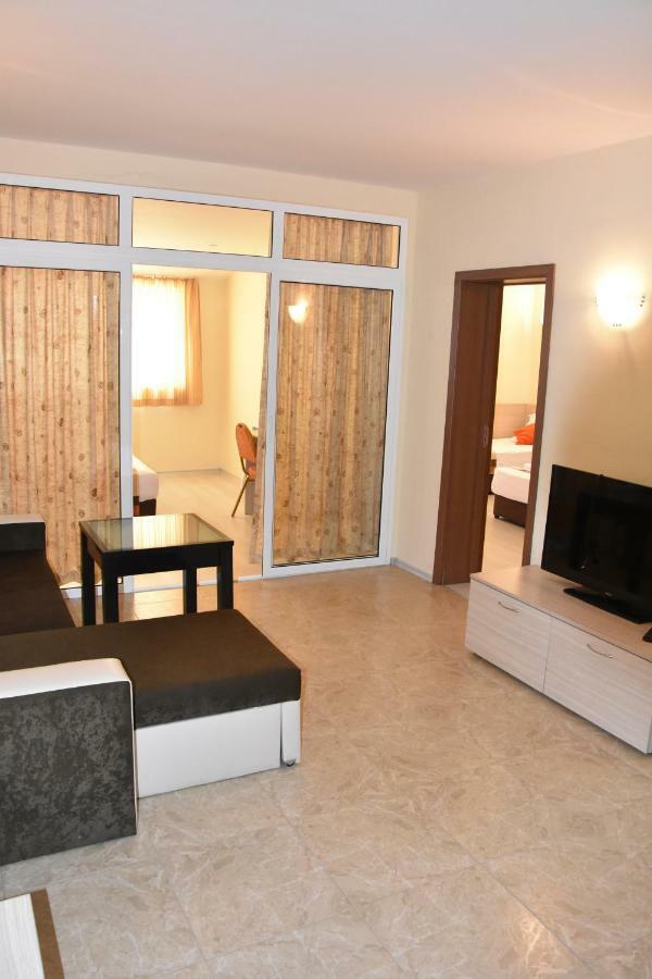 Aparthotel Lucky Family Ravda Exterior photo